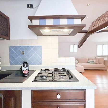 Elegante Mansarda 300Mt Dal Mare - Centro - Wifi Savona Exterior foto